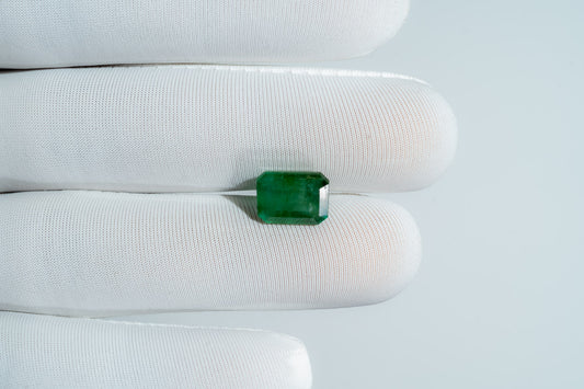 NATURAL EMERALD-3.64CARAT