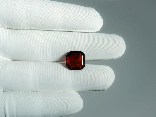 NATURAL HESSONITE-7.25CARAT