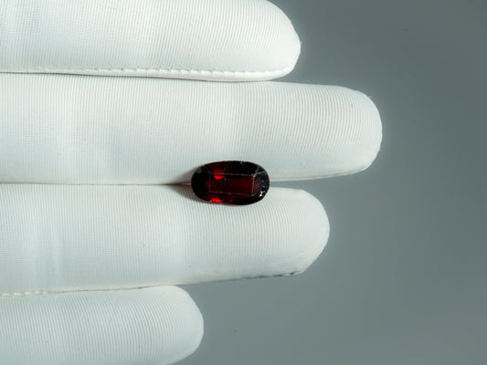 NATURAL HESSONITE-12.39CARAT