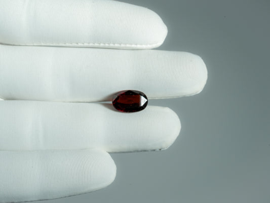 NATURAL HESSONITE-11.26CARAT