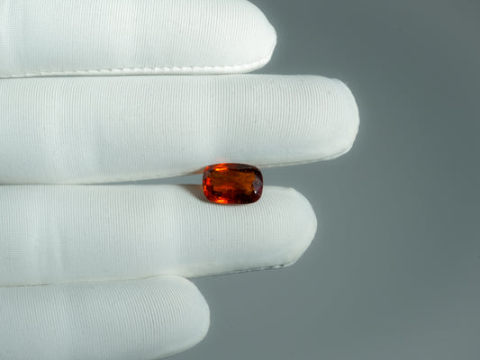 NATURAL HESSONITE-4.42CARAT