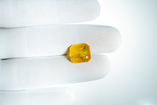 YELLOW SAPPHIRE (THAILAND)-6.80CARAT