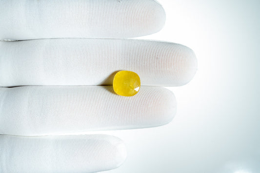 YELLOW SAPPHIRE (THAILAND)-5.88CARAT