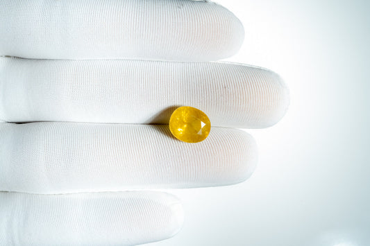 YELLOW SAPPHIRE (THAILAND)-6.78CARAT
