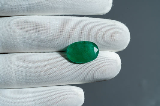 NATURAL EMERALD-8.23CARAT