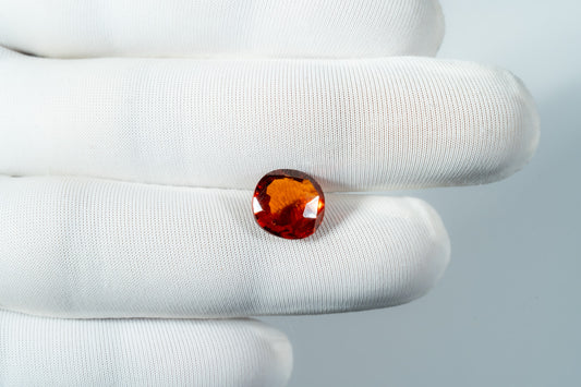 NATURAL HESSONITE-4.49CARAT