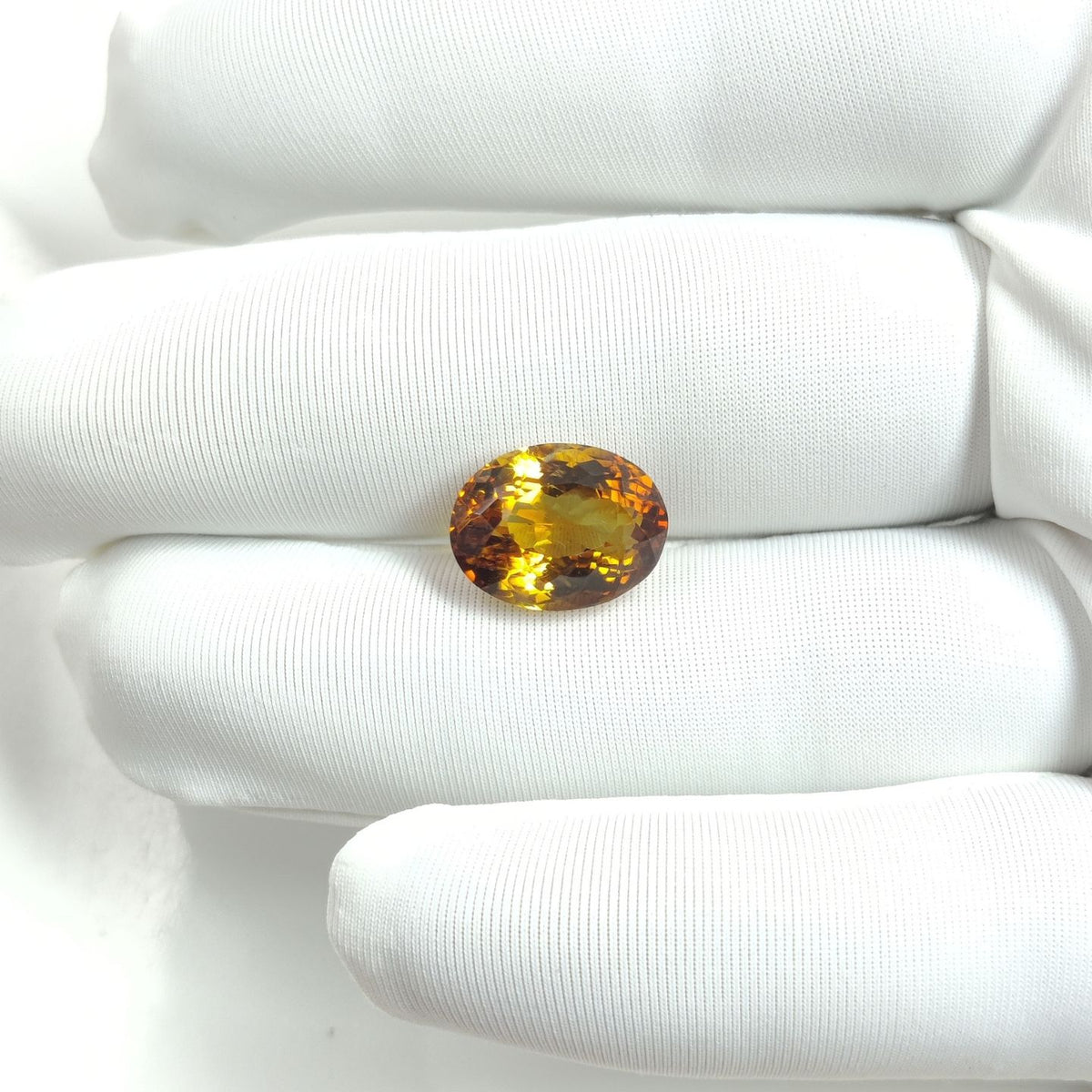 NATURAL CITRINE- 5.65 CARAT