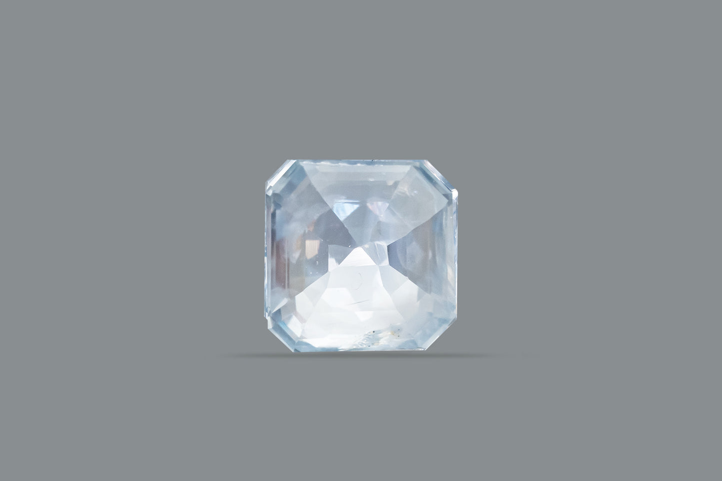 NATURAL BLUE SAPPHIRE-4.94 CARAT