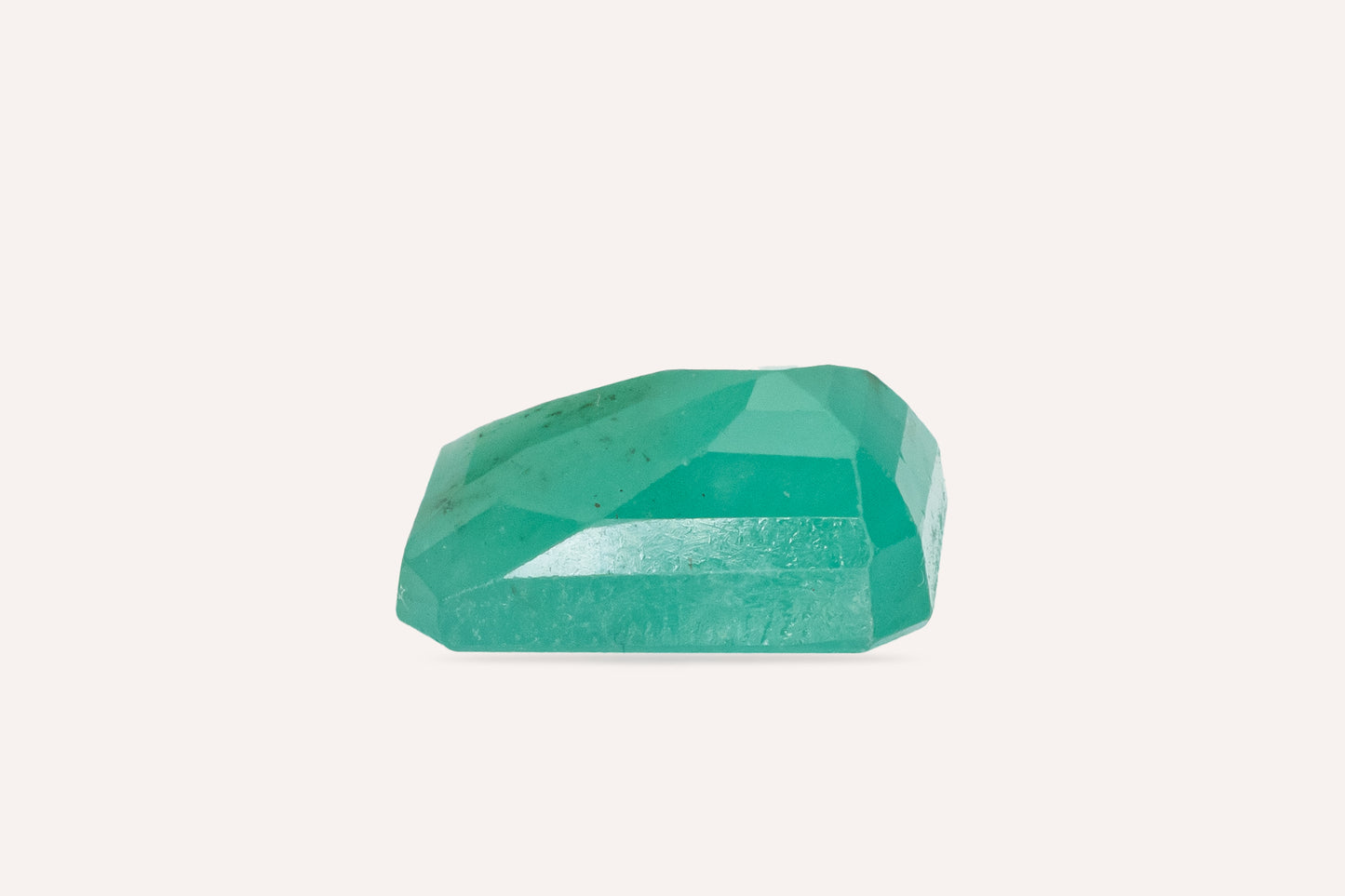 NATURAL EMERALD-6.49 CARAT