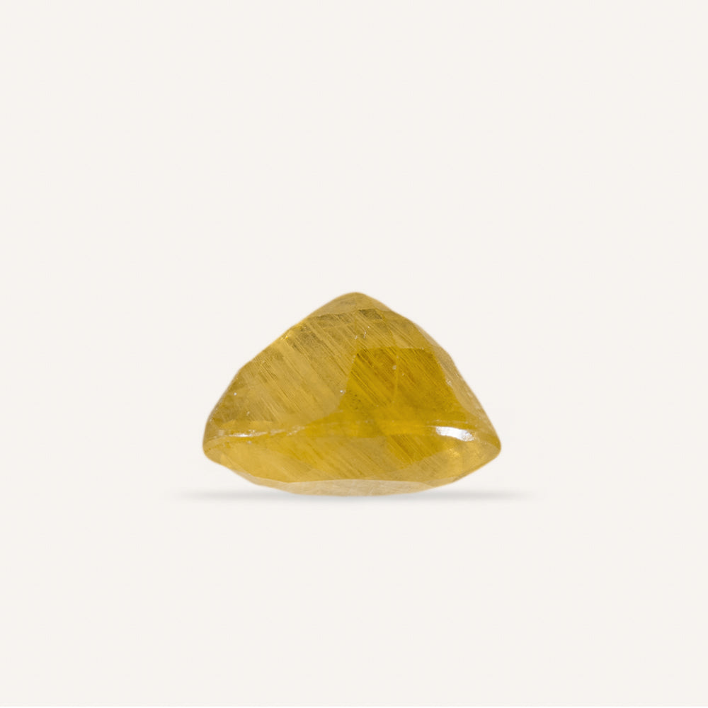 YELLOW SAPPHIRE (THAILAND)-6.78CARAT