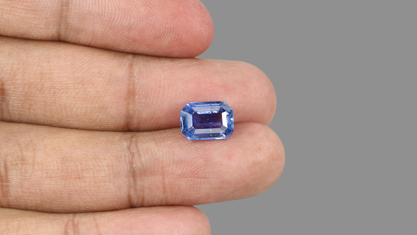 NATURAL BLUE SAPPHIRE-5.05 CARAT