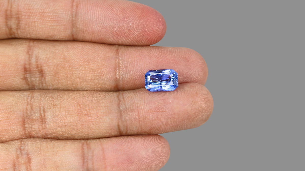 NATURAL BLUE SAPPHIRE- 5.11 CARAT