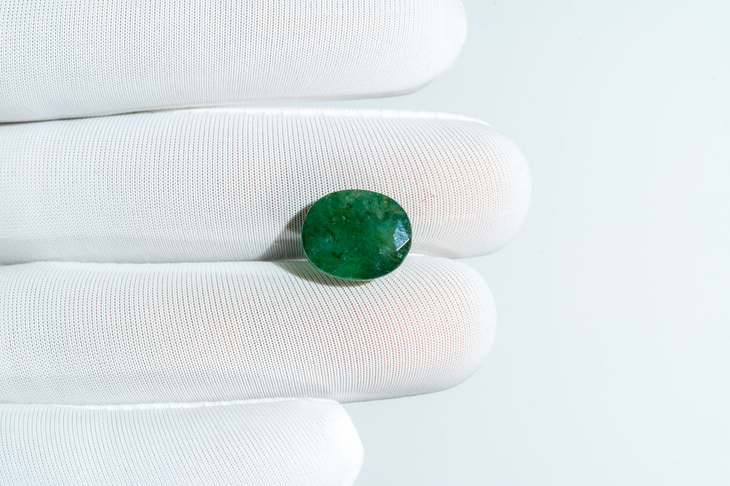 NATURAL EMERALD-6.52CARAT