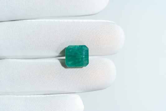 NATURAL EMERALD-6.09CARAT