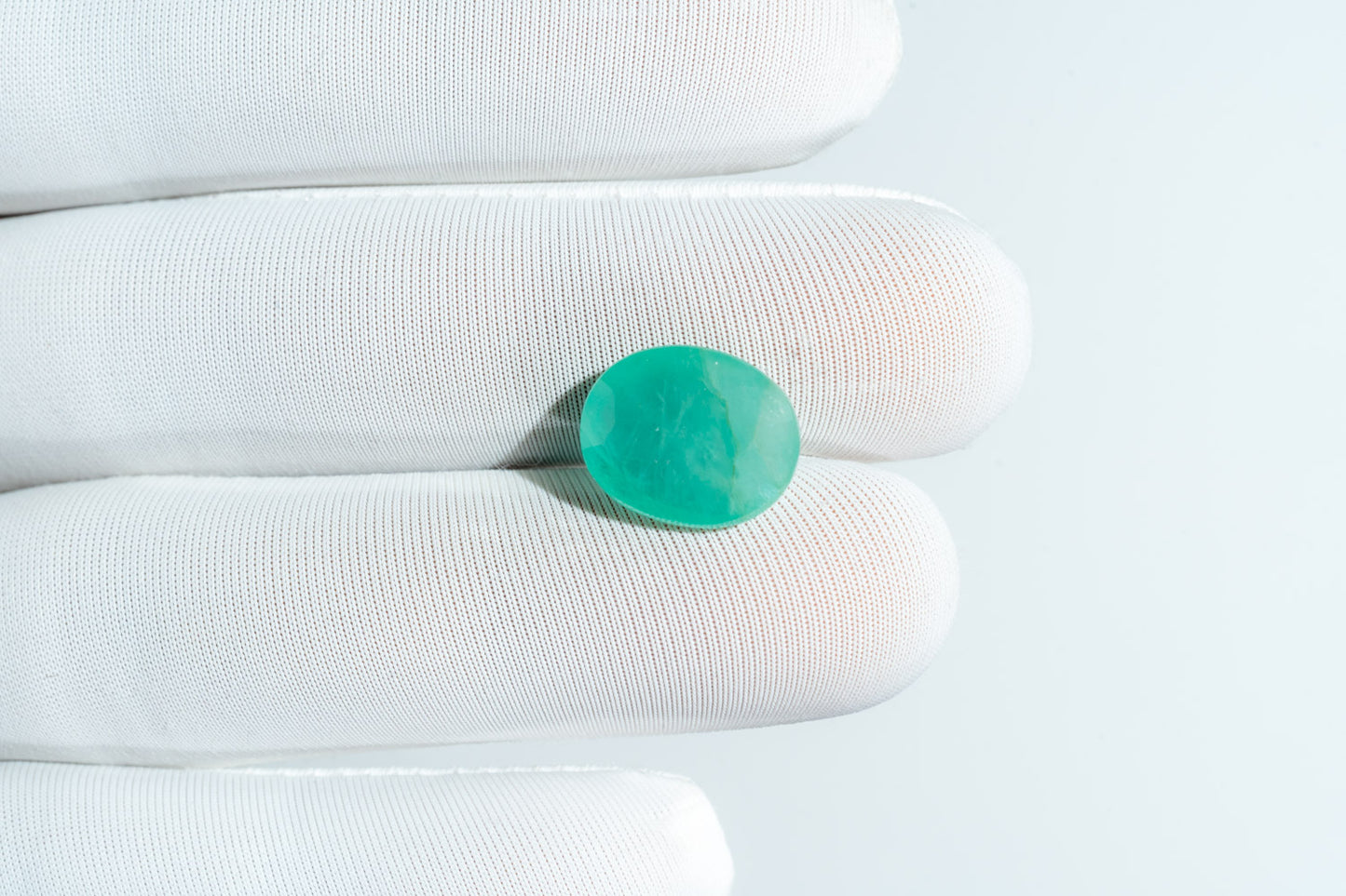 NATURAL EMERALD-6.32CARAT