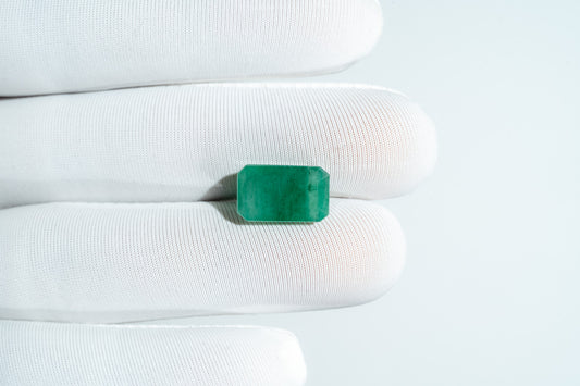 NATURAL EMERALD-6.73CARAT
