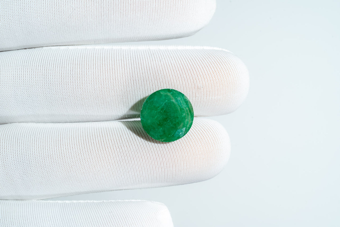 NATURAL EMERALD-7.29CARAT