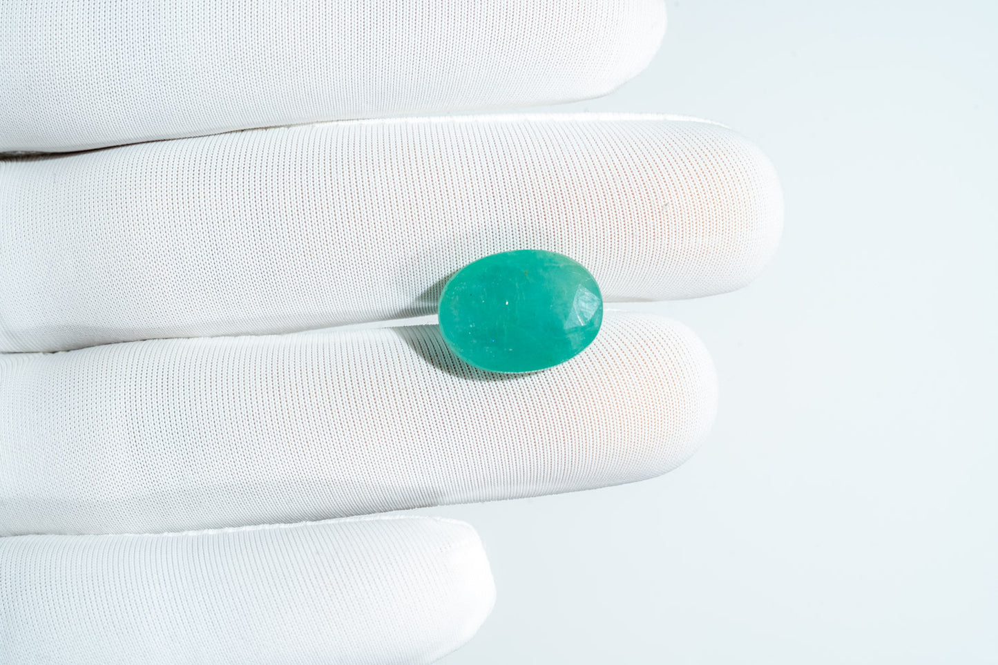 NATURAL EMERALD-8.39CARAT