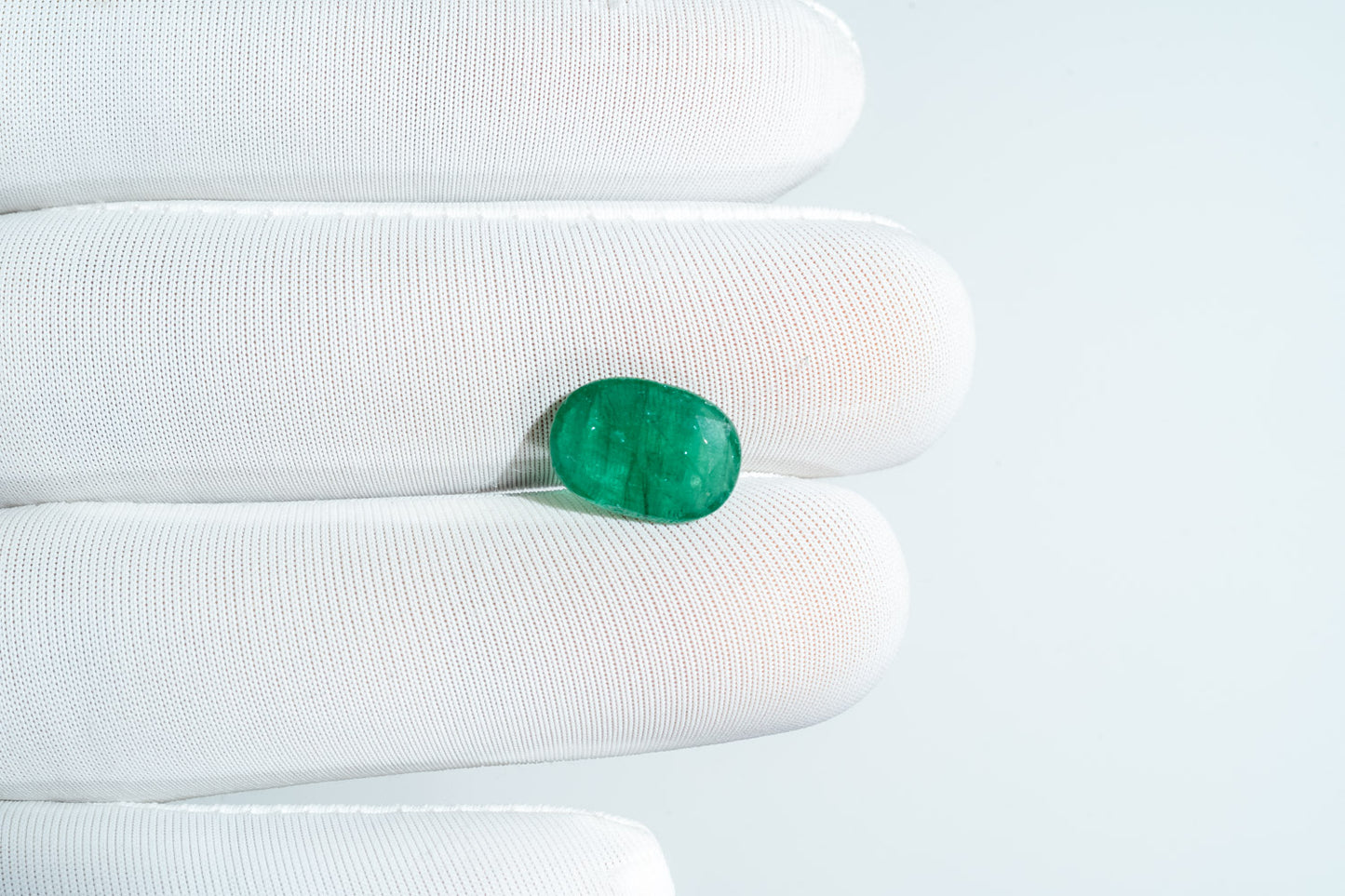 NATURAL EMERALD-2.92CARAT