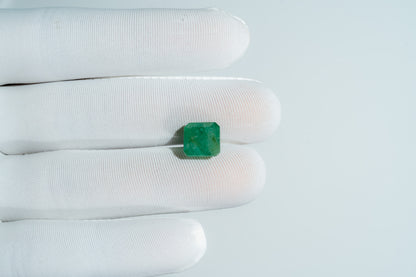 NATURAL EMERALD-4.99CARAT