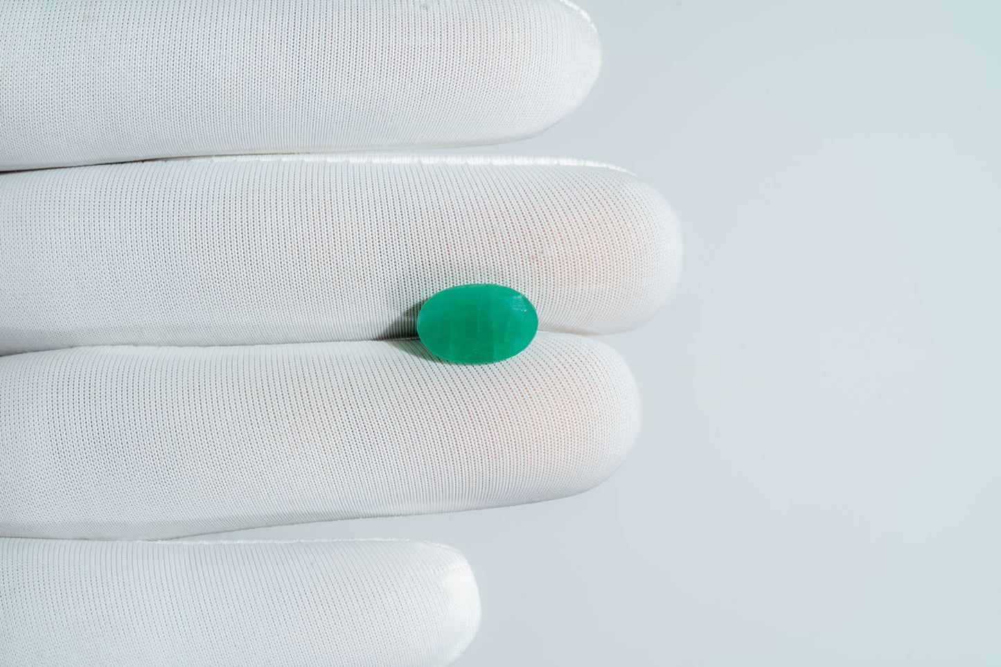 NATURAL EMERALD-2.83CARAT