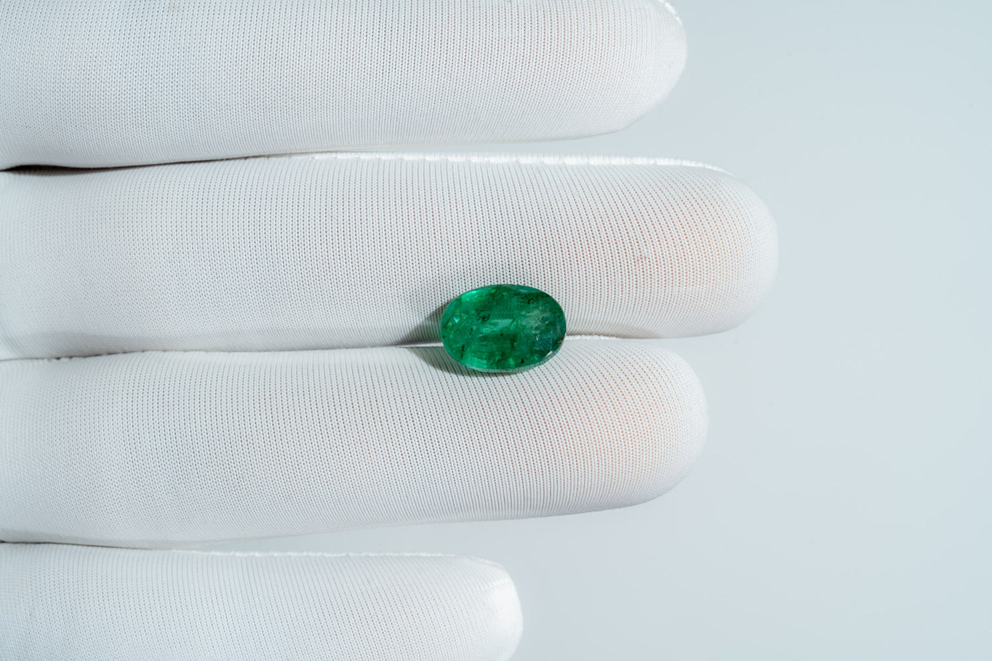 NATURAL EMERALD-4.15CARAT