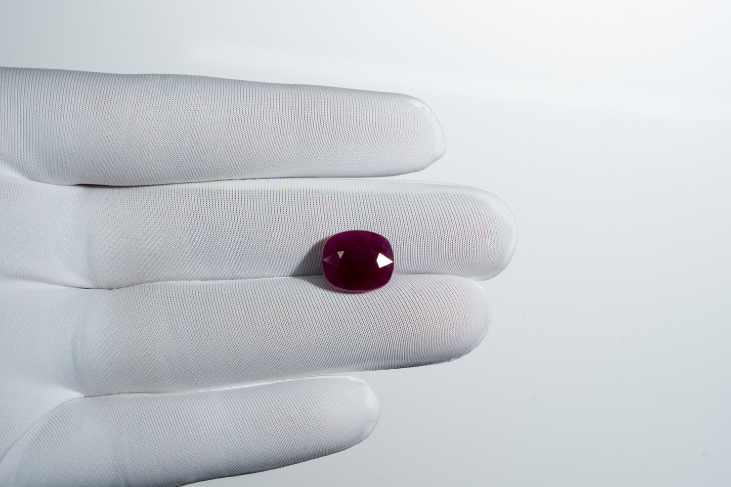 NATURAL RUBY- 9.31CARAT