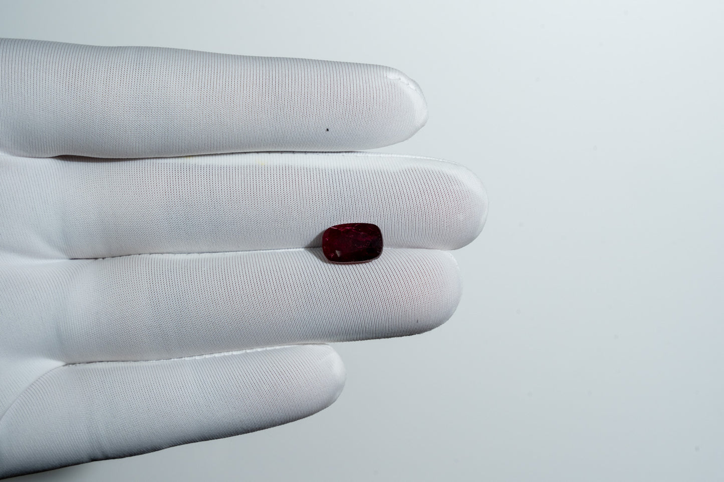 NATURAL RUBY- 4.49CARAT