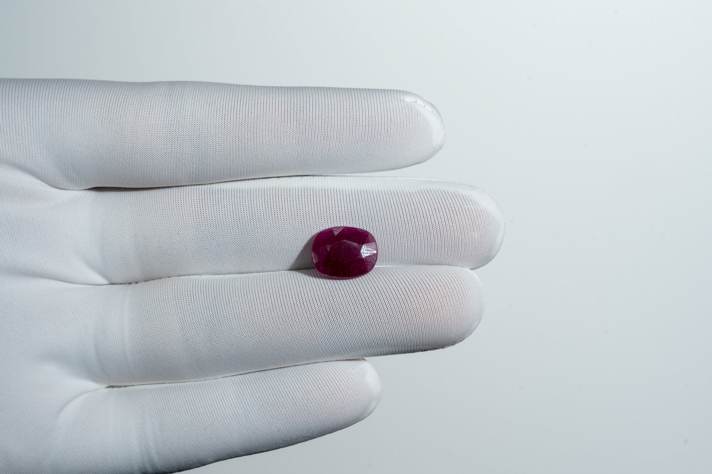 NATURAL RUBY- 5.48CARAT