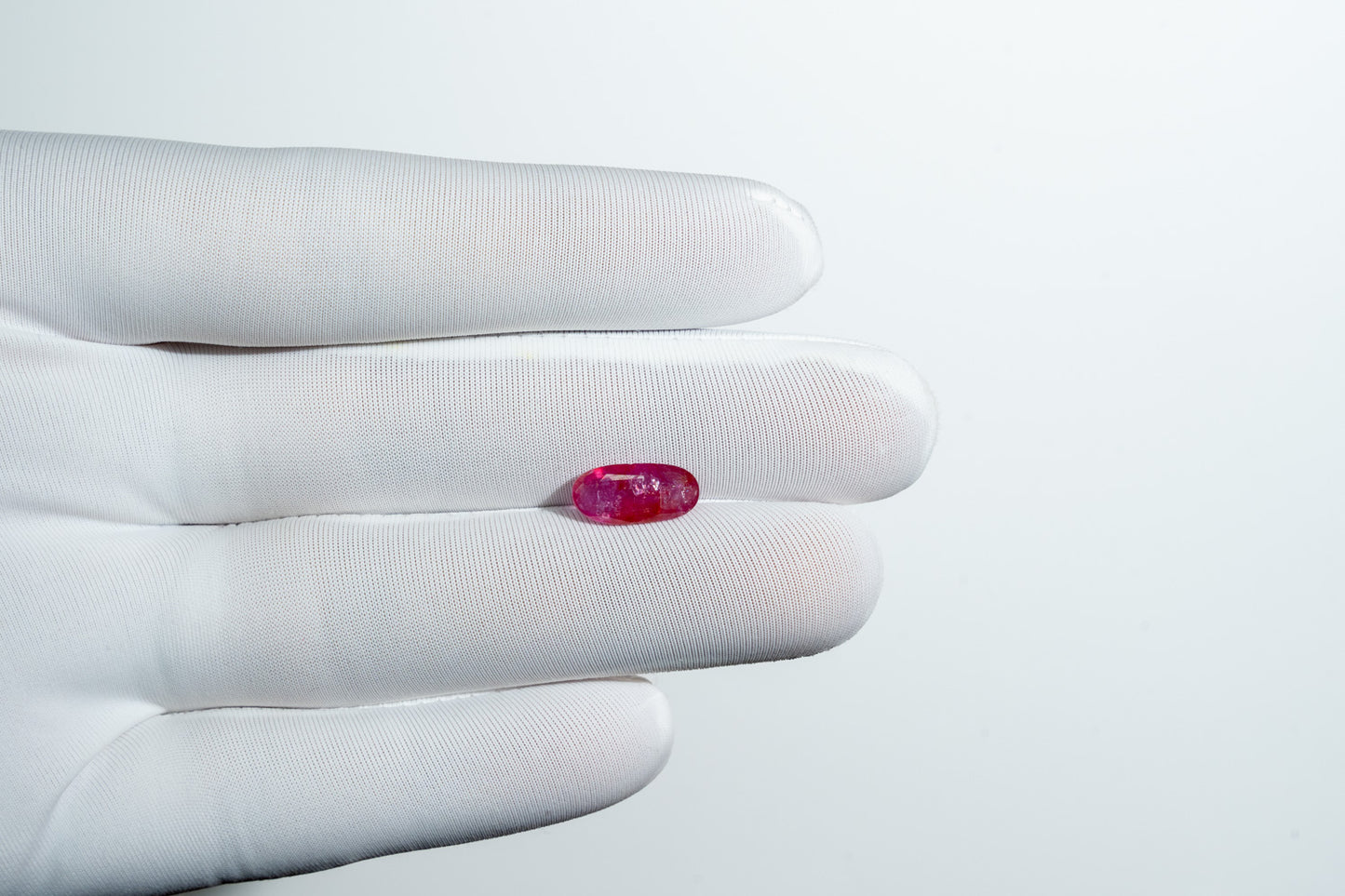 NATURAL RUBY BURMA - 3.26CARAT