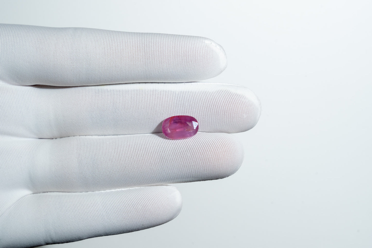 NATURAL RUBY- 5.75CARAT
