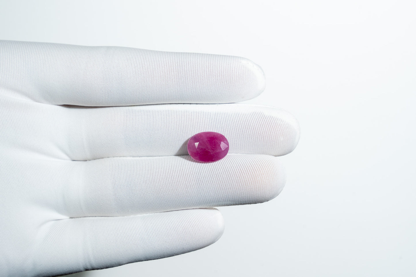 NATURAL RUBY- 6.81CARAT