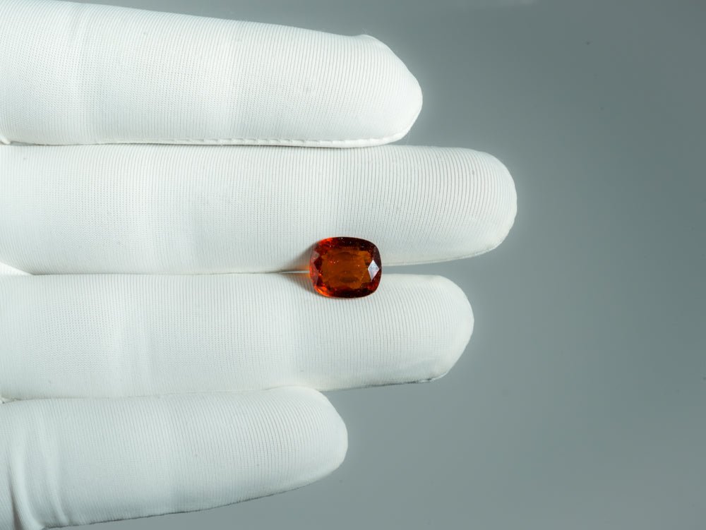 NATURAL HESSONITE-4.18CARAT