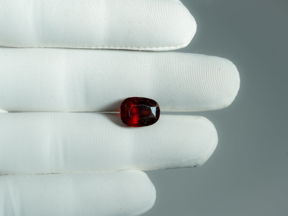 NATURAL HESSONITE-7.46CARAT