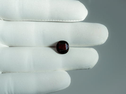 NATURAL HESSONITE-4.47CARAT