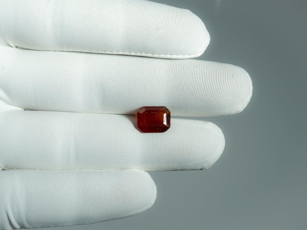 NATURAL HESSONITE-3.37CARAT