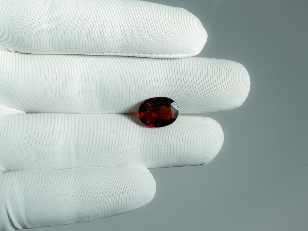 NATURAL HESSONITE-6.06CARAT
