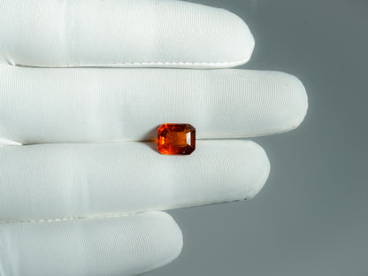 NATURAL HESSONITE-4.16CARAT