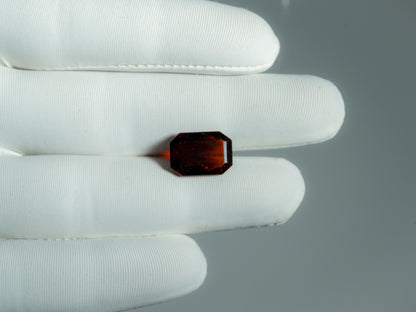 NATURAL HESSONITE-8.00CARAT