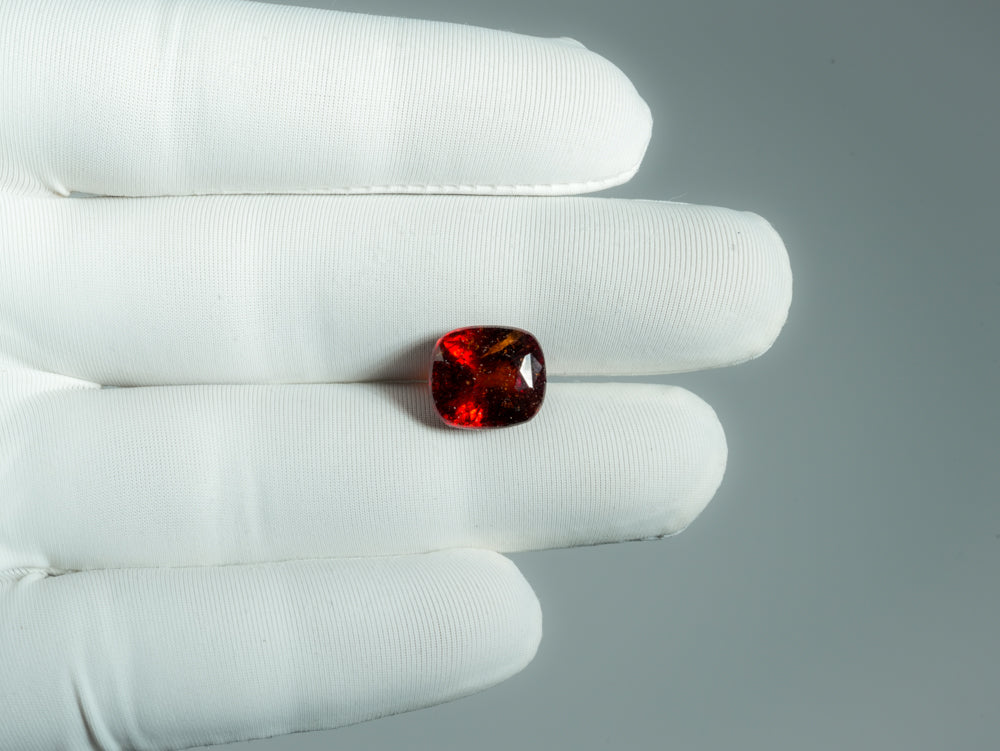 NATURAL HESSONITE-4.96CARAT