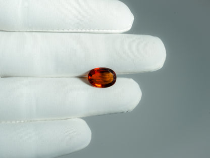 NATURAL HESSONITE-4.28CARAT