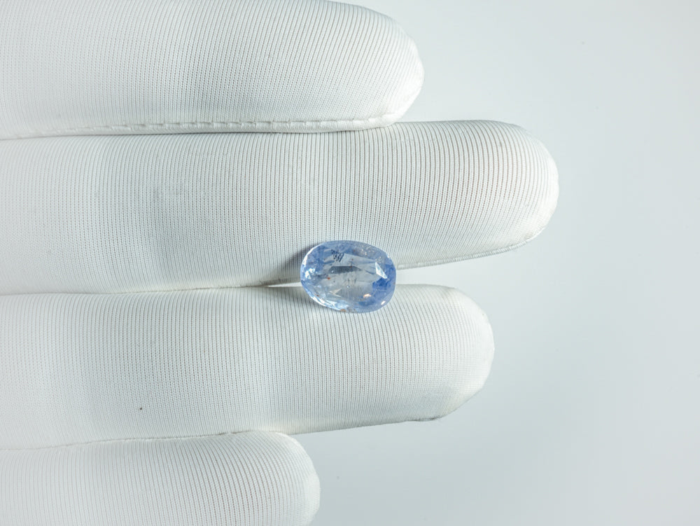 NATURAL BLUE SAPPHIRE-5.56CARAT