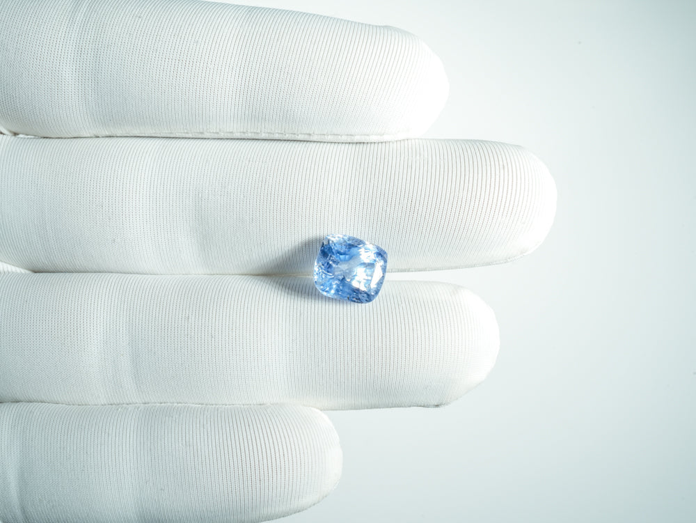 NATURAL BLUE SAPPHIRE-5.84CARAT