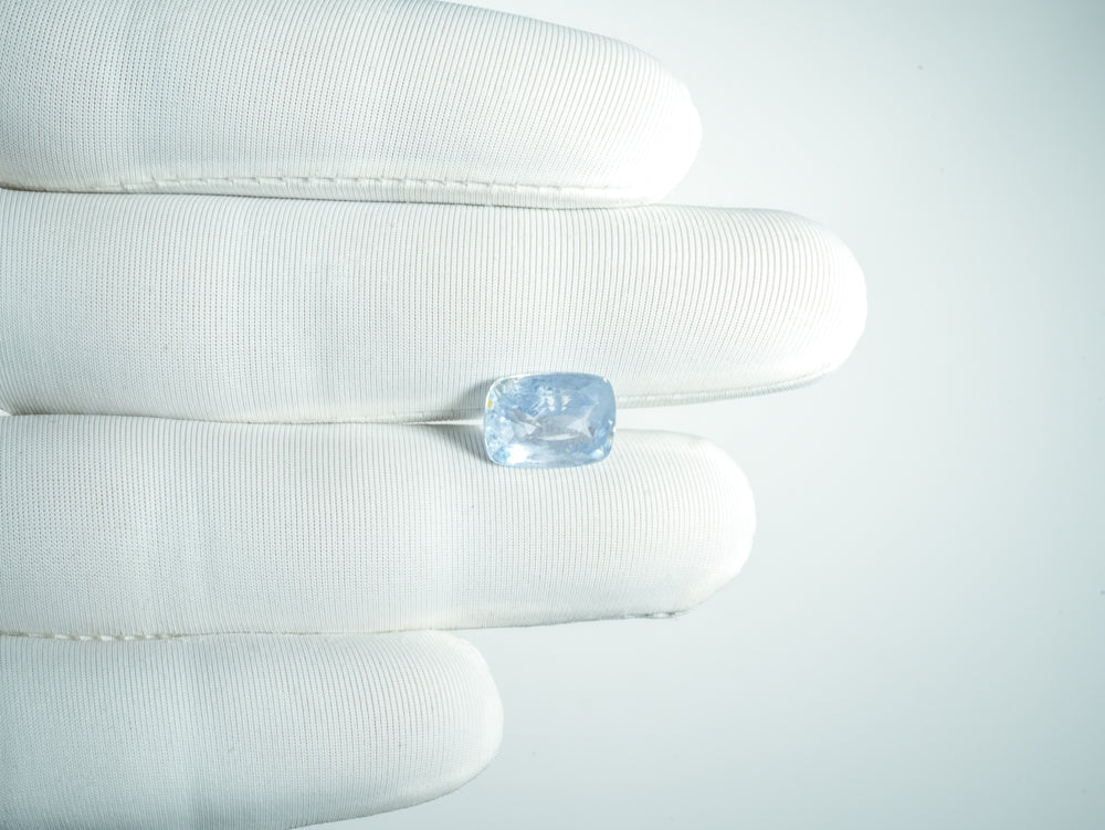 NATURAL BLUE SAPPHIRE-5.67CARAT