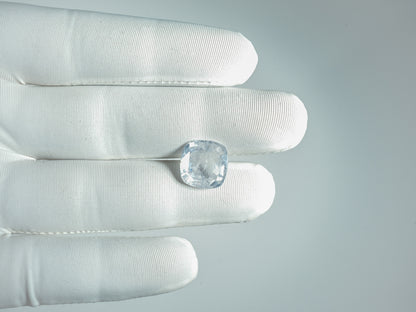 NATURAL WHITE SAPPHIRE-8.97CARAT