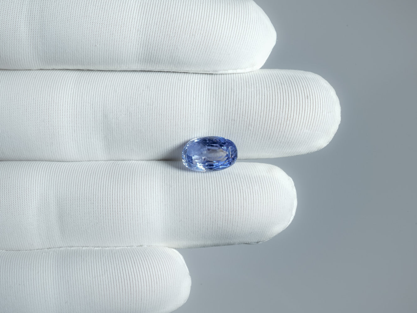 NATURAL BLUE SAPPHIRE-5.01CARAT