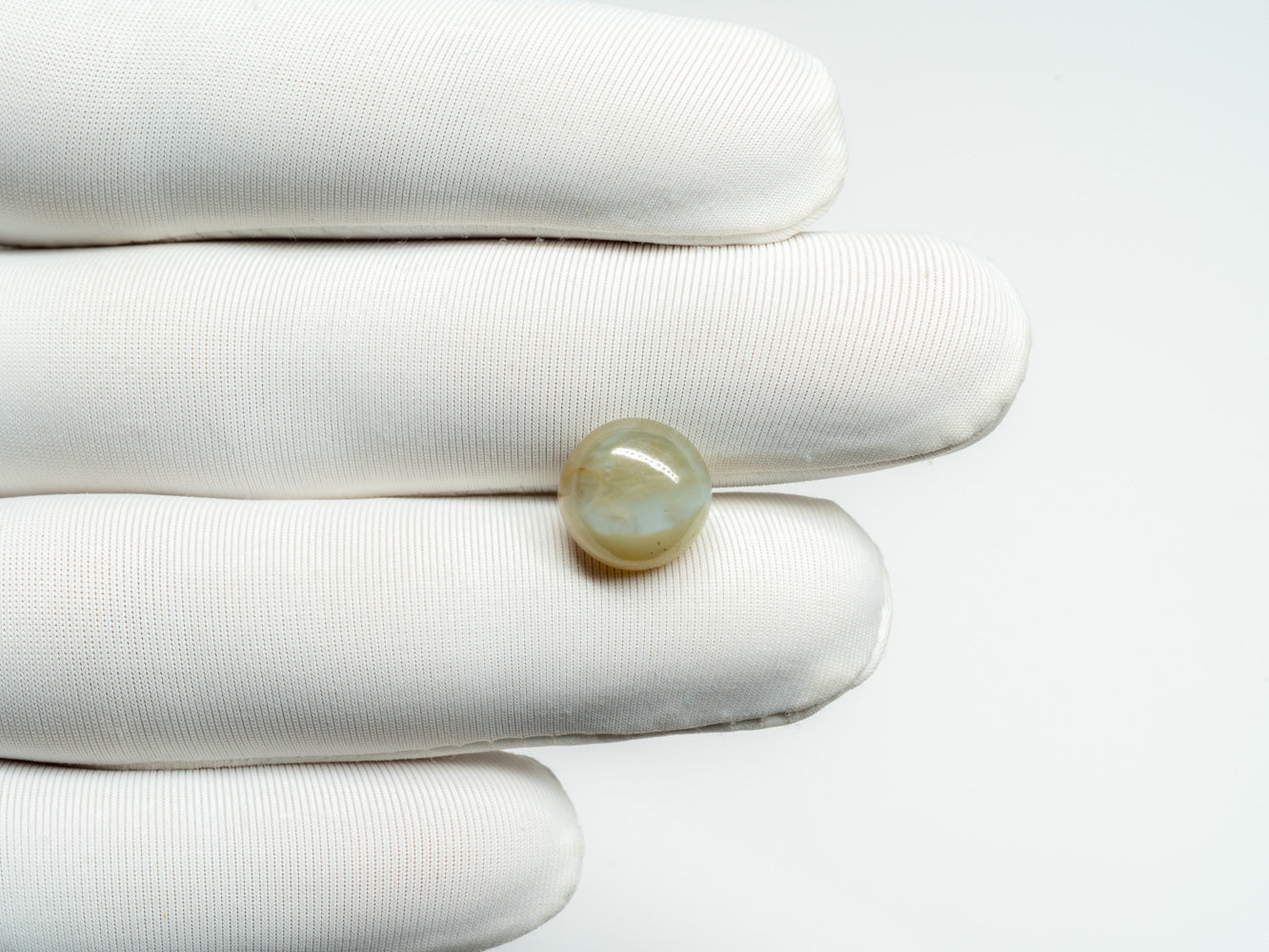NATURAL CATS EYE-7.73CARAT