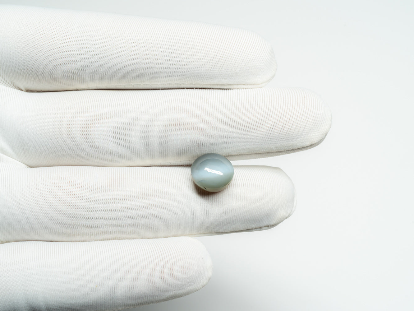NATURAL CATS EYE- 7.39 CARAT