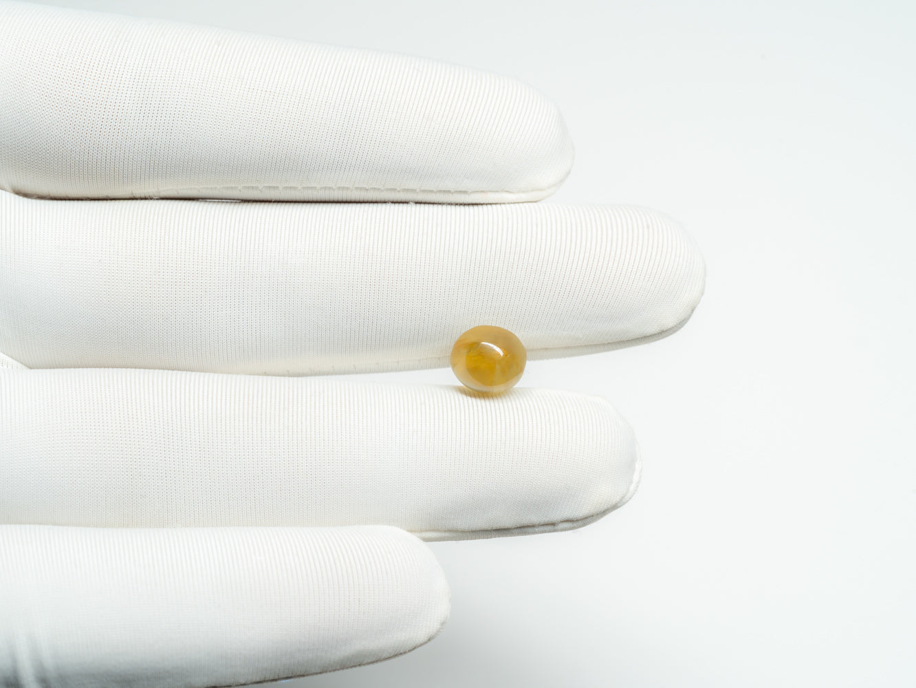 NATURAL CATS EYE-4.76CARAT
