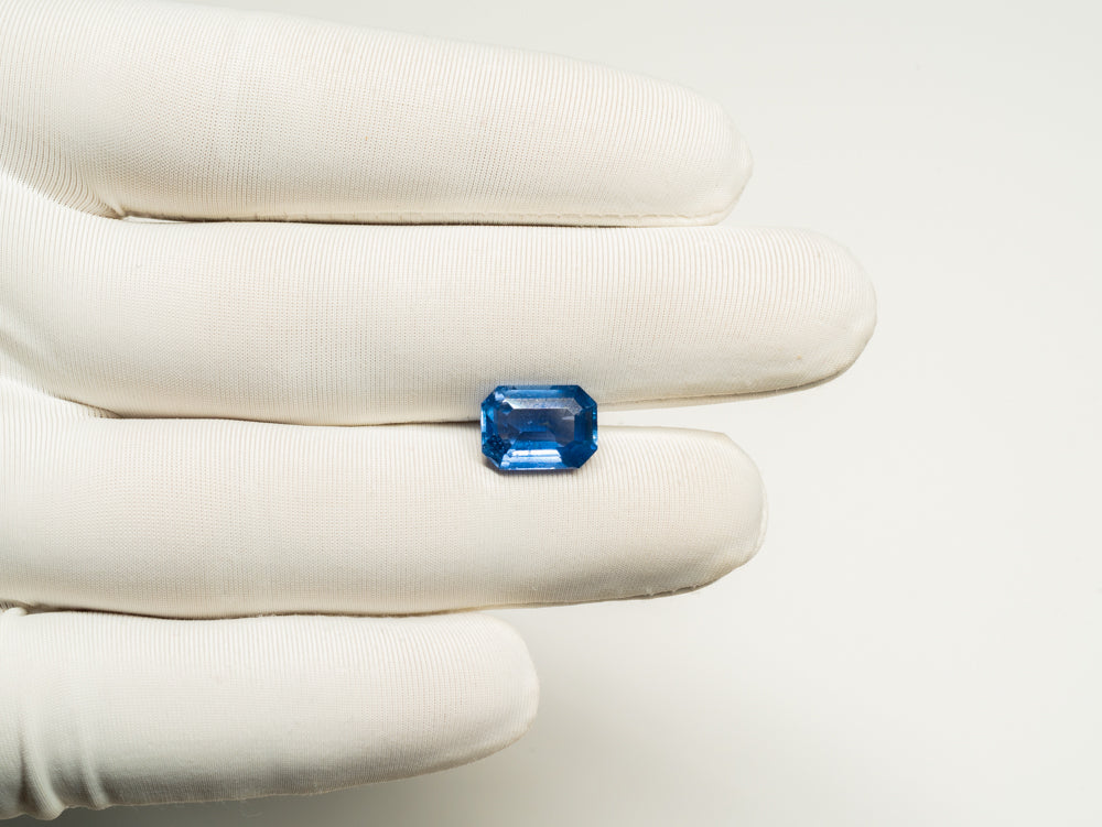 NATURAL BLUE SAPPHIRE-5.05CARAT